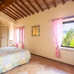 Casale Santomanno By Vacavilla Willa
