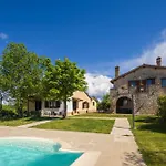 Casale Santomanno By Vacavilla Willa