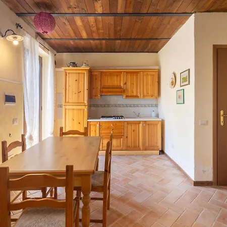 Casale Santomanno By Vacavilla Βίλα