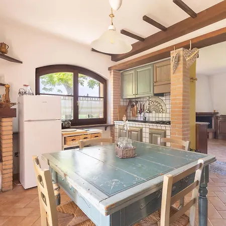 Βίλα Casale Santomanno By Vacavilla